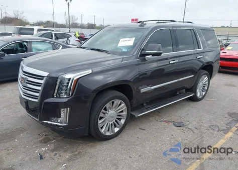 2018 Cadillac Escalade Platinum z USA, uszkodzony, nr VIN 1GYS4DKJ8JR216017